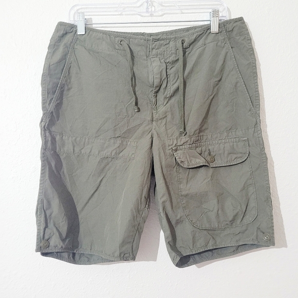 other Pants - Woman's olive green 100% cotton cargo shorts size MEDIUM